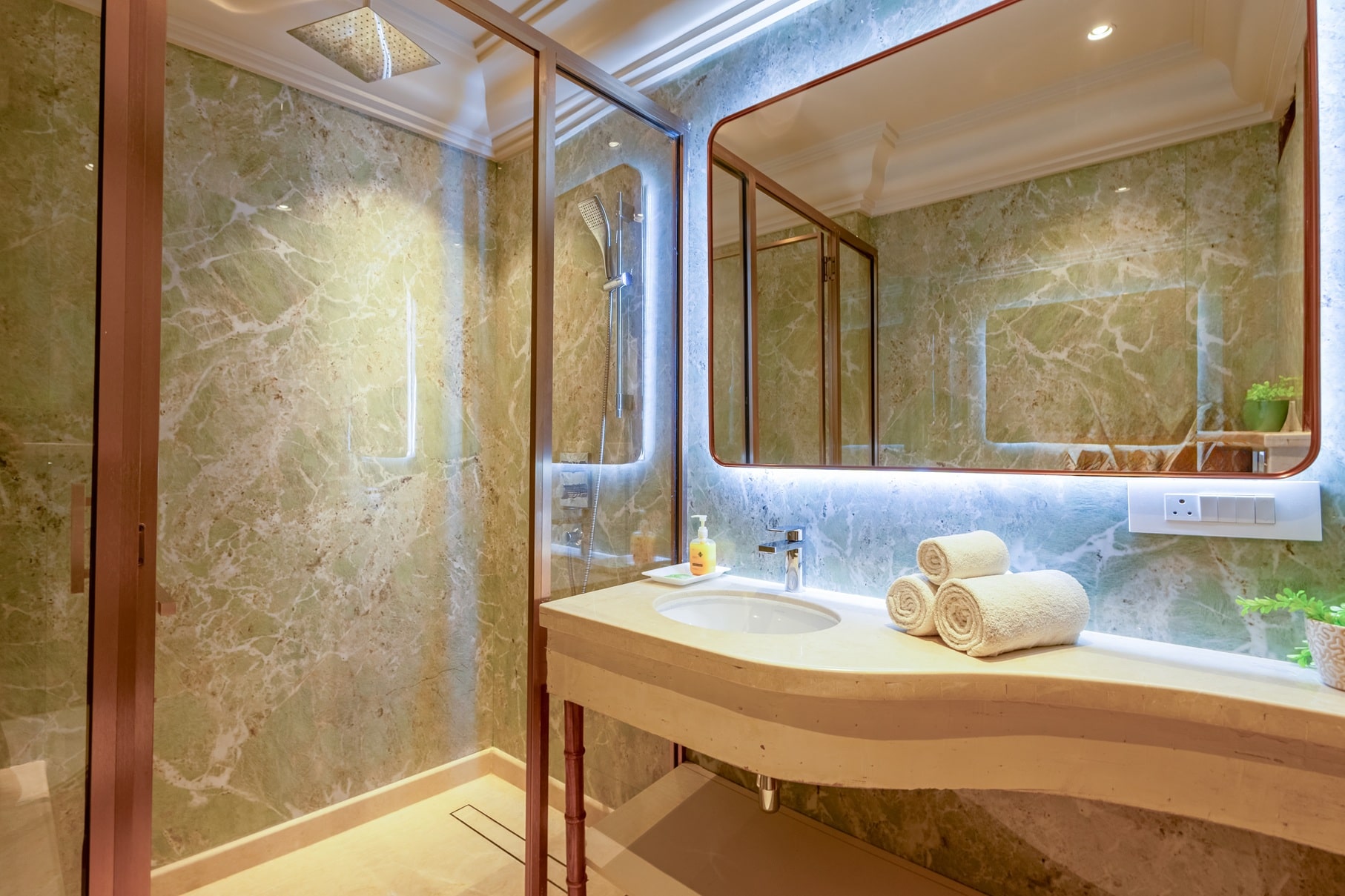 Deluxe Heritage Twin Room